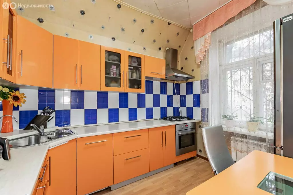 3-комнатная квартира: Екатеринбург, Таганская улица, 3 (75.2 м) - Фото 1