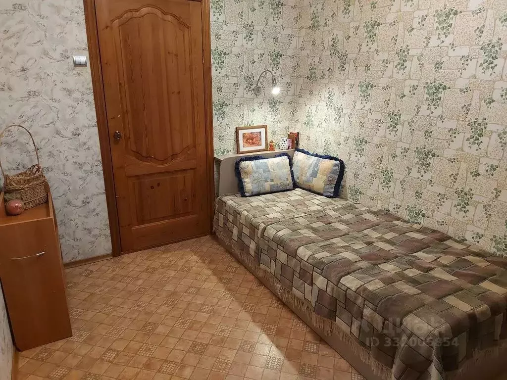2-к кв. Ленинградская область, Тихвин 1-й мкр, 21 (55.0 м) - Фото 1
