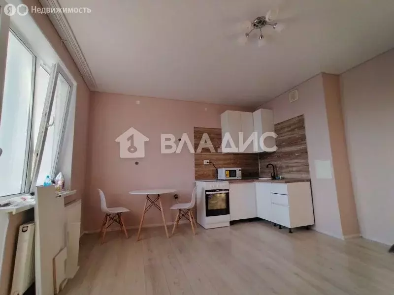 Квартира-студия: Тобольск, 15-й микрорайон, 17 (30 м) - Фото 1