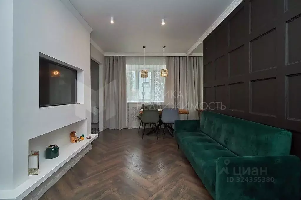 3-к кв. Тюменская область, Тюмень ул. Володарского, 34 (60.2 м) - Фото 1