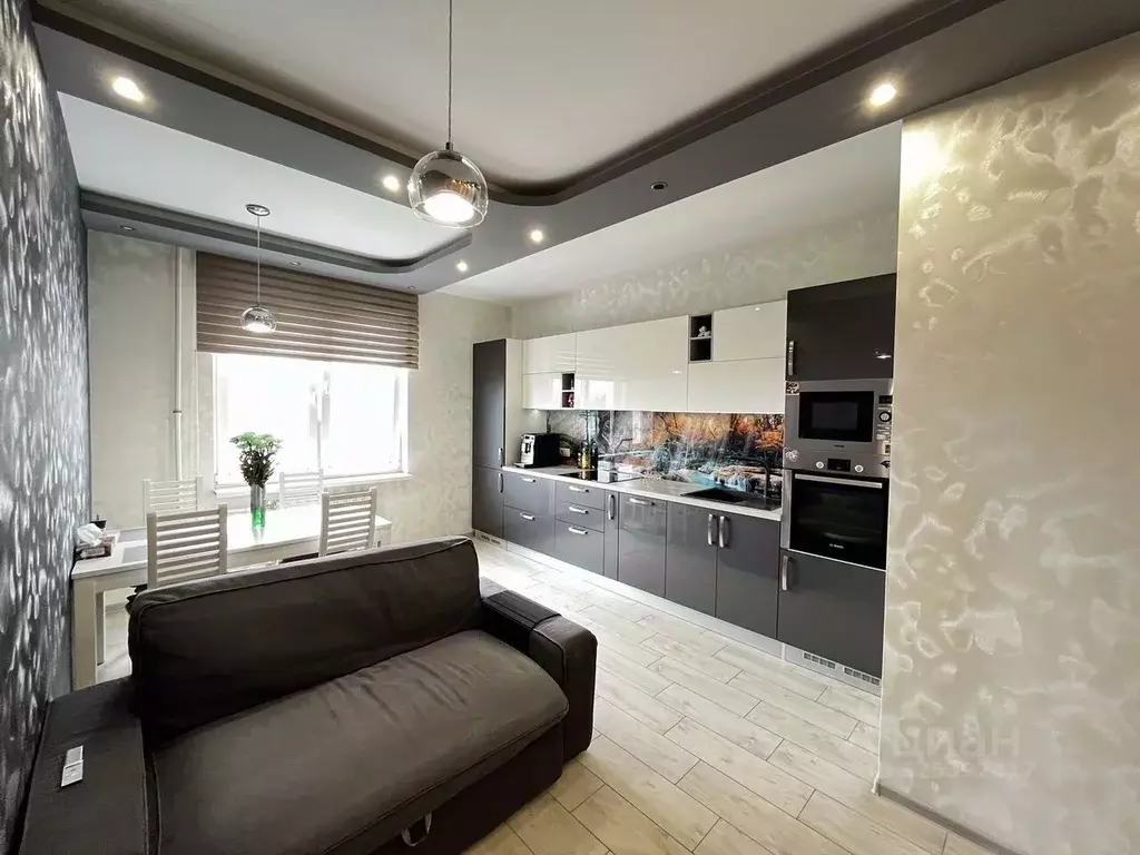 3-к кв. Ленинградская область, Кингисепп Крикковское ш., 16 (81.0 м) - Фото 2