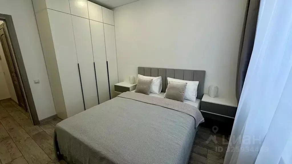 1-к кв. Тюменская область, Тюмень ул. Фармана Салманова, 17 (40.0 м) - Фото 2