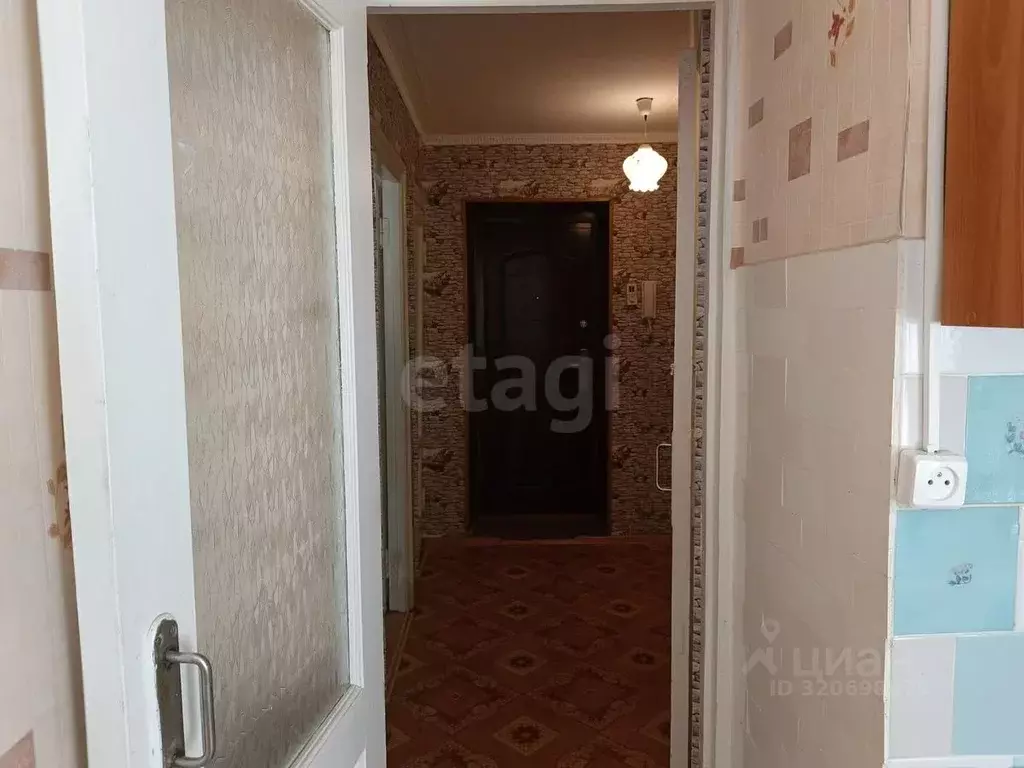 2-к кв. Челябинская область, Пласт Октябрьская ул., 72 (41.7 м) - Фото 1