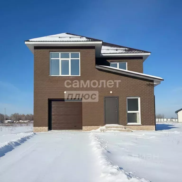 Дом в Алтайский край, Первомайский район, с. Фирсово ул. Дубовая, 48 ... - Фото 1