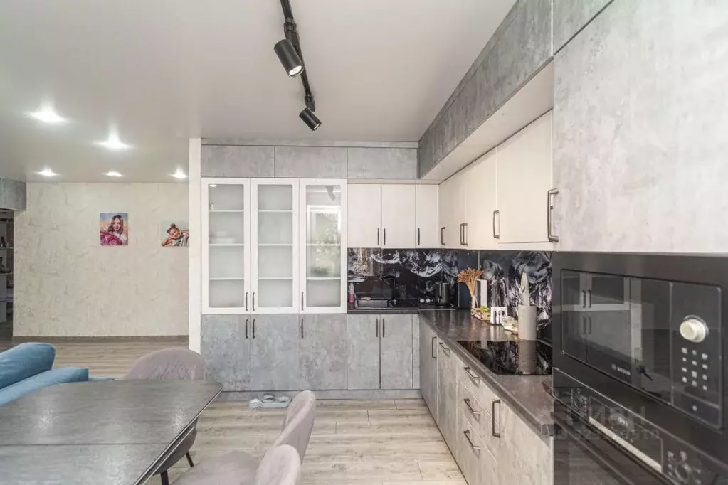 3-к кв. Томская область, Томск ул. Интернационалистов, 19 (65.1 м) - Фото 2