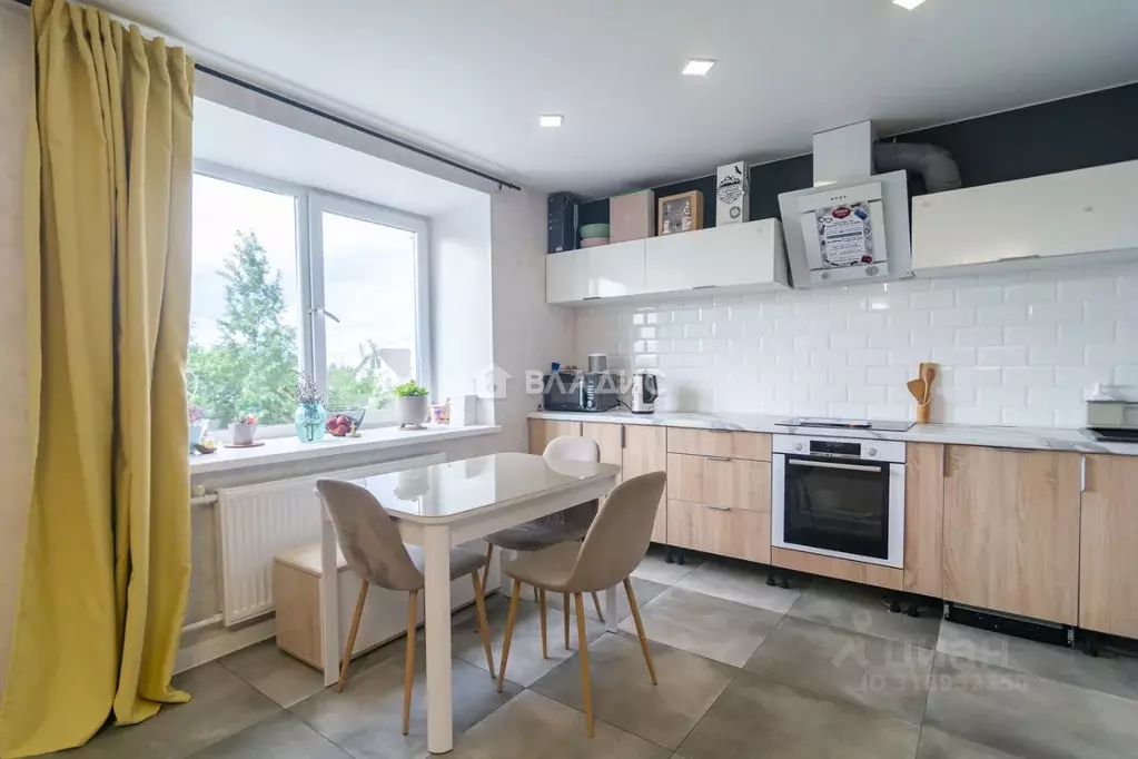 2-к кв. Карелия, Петрозаводск Пограничная ул., 56 (63.0 м) - Фото 1