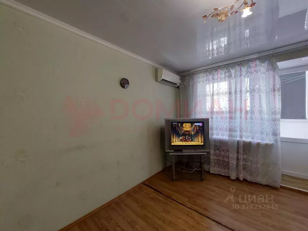 3-к кв. Ростовская область, Новочеркасск ул. Толбухина, 34 (59.0 м) - Фото 2
