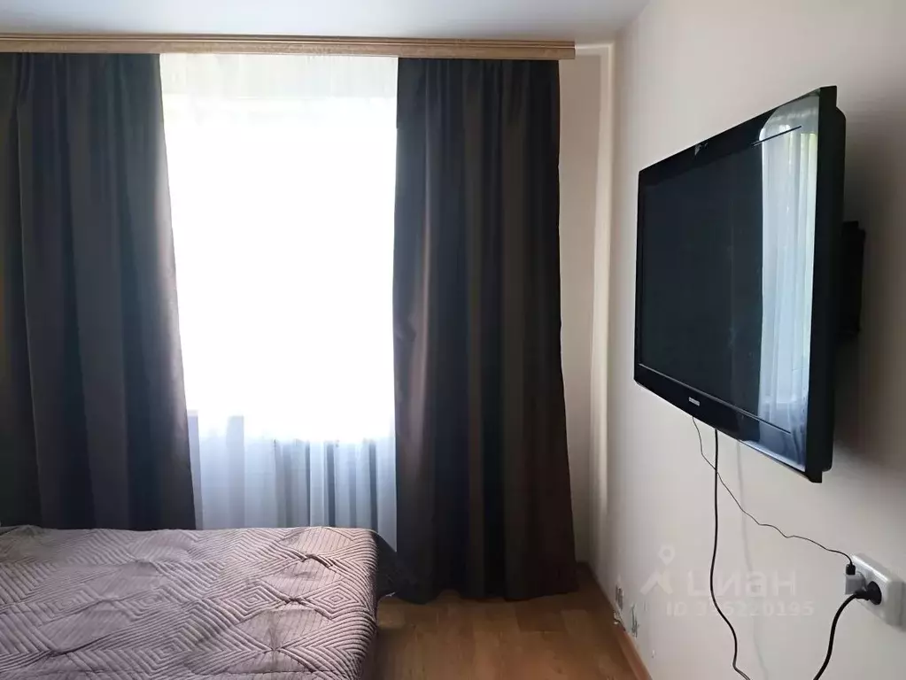 2-к кв. Владимирская область, Владимир ул. Комиссарова, 35 (60.0 м) - Фото 2