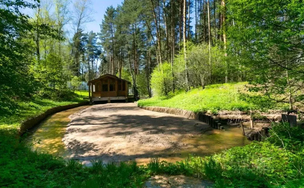 Дом в Московская область, Истра муниципальный округ, д. Лешково  (410 ... - Фото 1