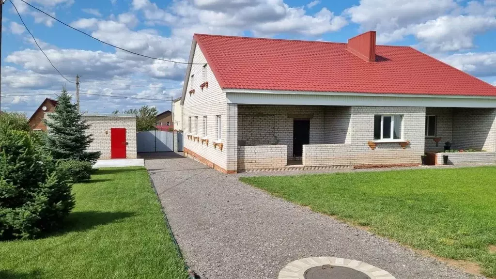 Дом в Волгоградская область, Волгоград Дунайская ул. (358 м) - Фото 1