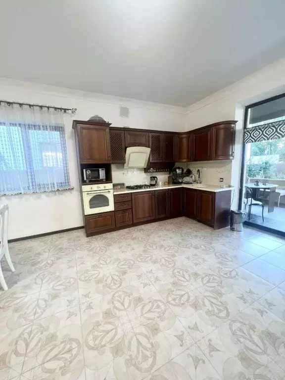 Дом в Крым, Симферопольский район, Перовское с/пос, Дубки 2 массив ул. ... - Фото 2