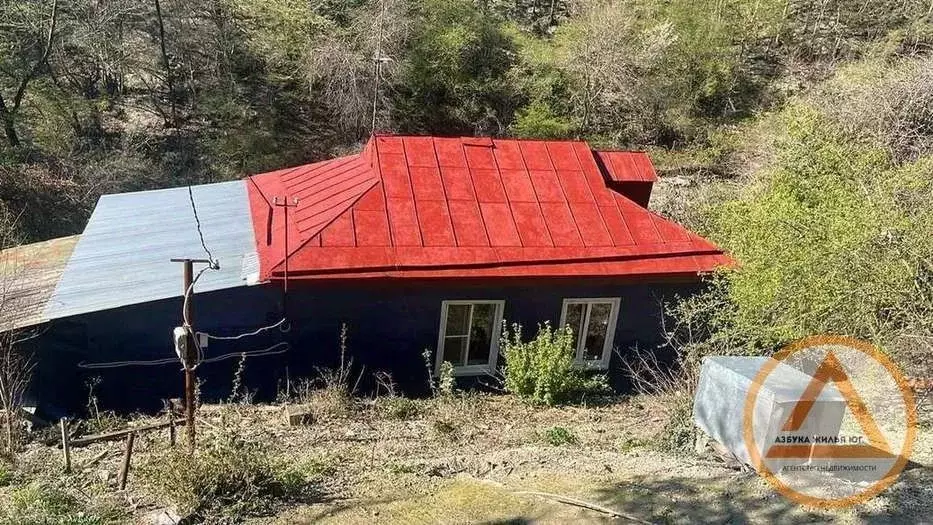 Дом в Краснодарский край, Туапсе Лазурная ул., 11 (63 м) - Фото 1