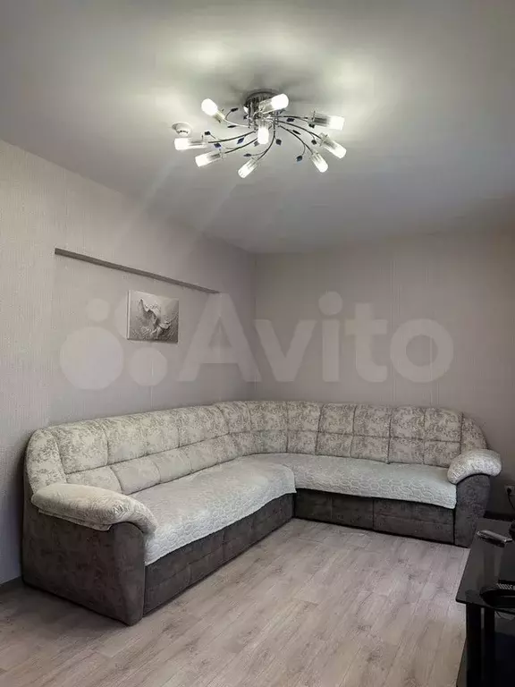 2-к. квартира, 57 м, 7/10 эт. - Фото 0