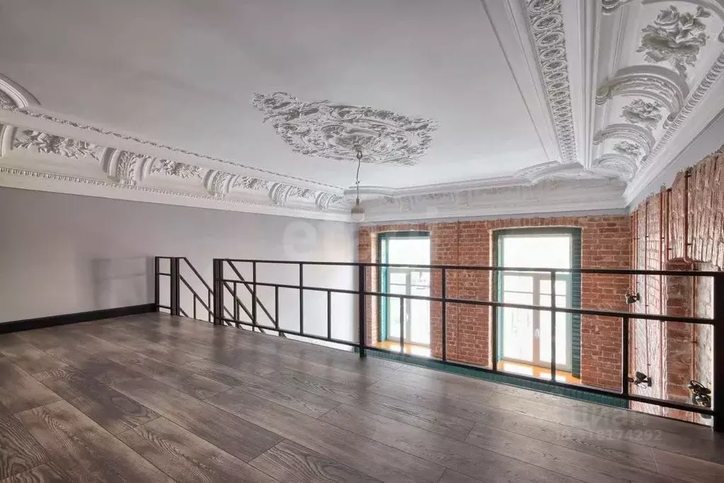 Комната Санкт-Петербург Суворовский просп., 1/8 (39.0 м) - Фото 1
