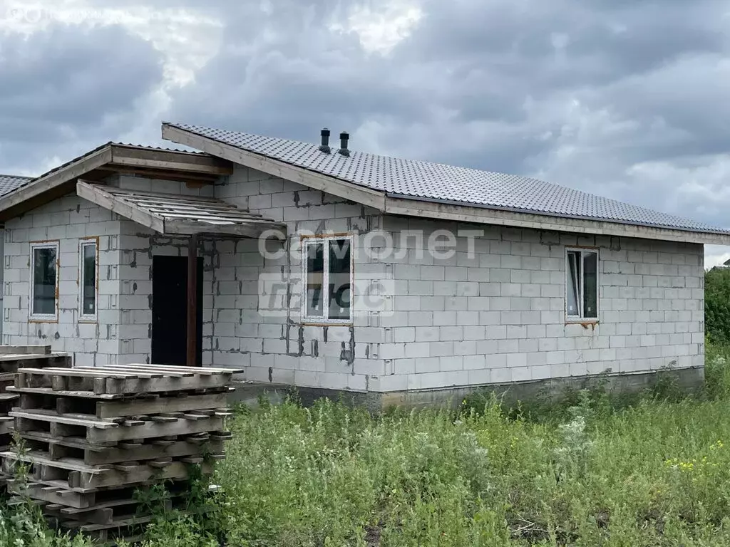 Дом в Челябинская область, Сосновский муниципальный округ, деревня ... - Фото 0