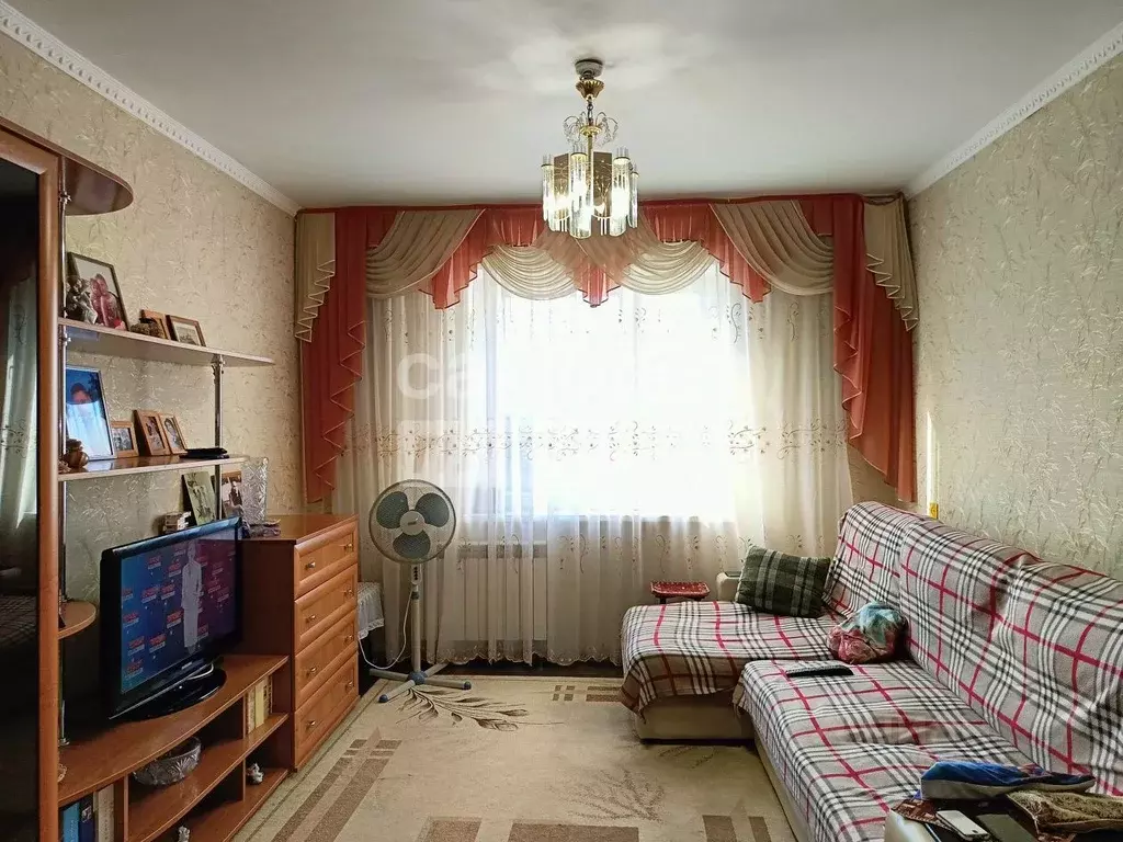 3-к кв. Белгородская область, Старый Оскол Весенний мкр, 3Б (70.2 м) - Фото 0
