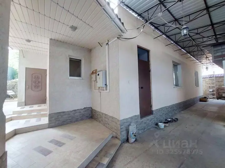 Дом в Крым, Симферополь пер. Шефталилик, 9 (274 м) - Фото 2