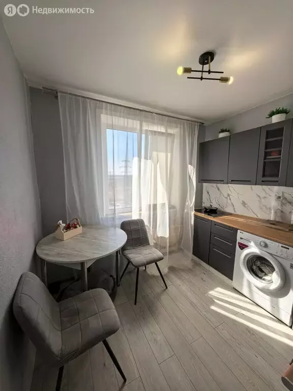 1-комнатная квартира: 6-й микрорайон, 13 (33.3 м) - Фото 1