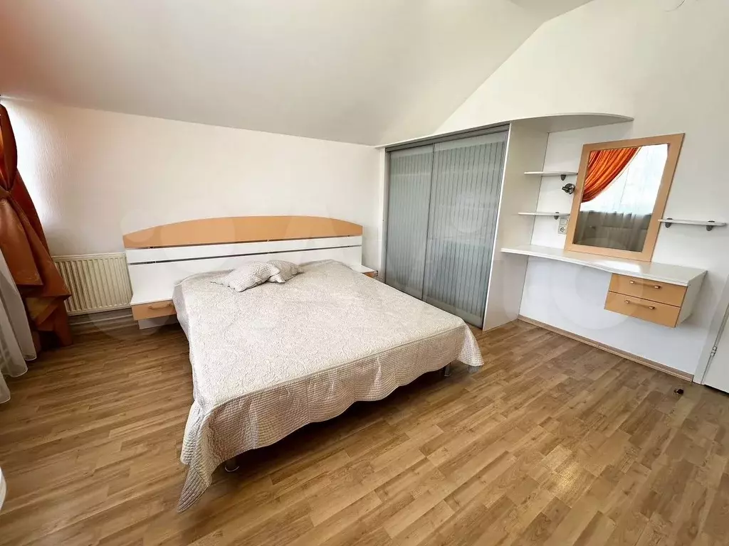 3-к. квартира, 81 м, 4/4 эт. - Фото 1