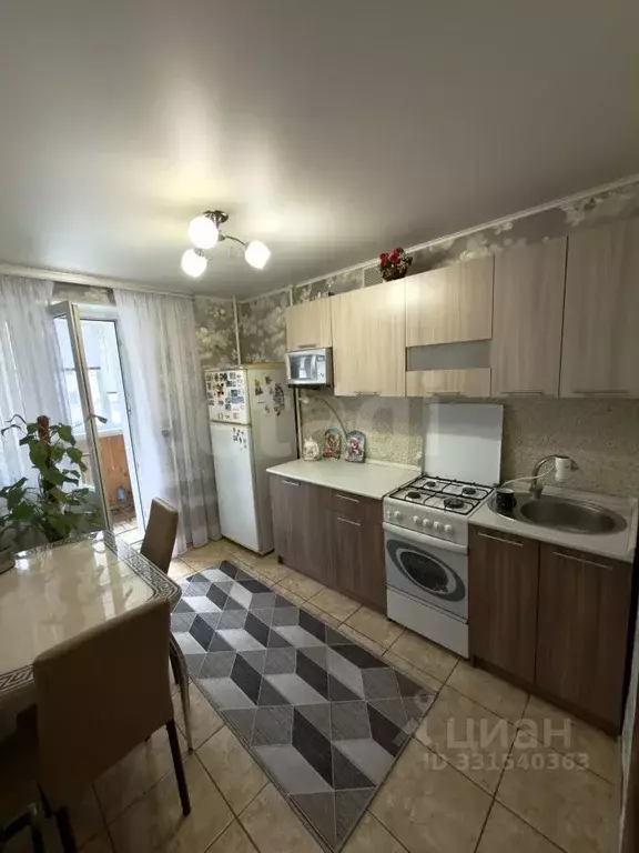 1-к кв. Белгородская область, Губкин Преображенская ул., 8 (37.1 м) - Фото 1