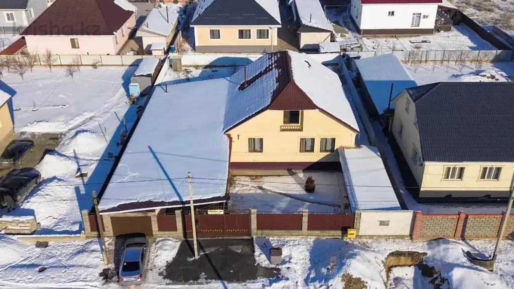 Участок в Московская область, Серпухов городской округ, пос. Оболенск  ... - Фото 1