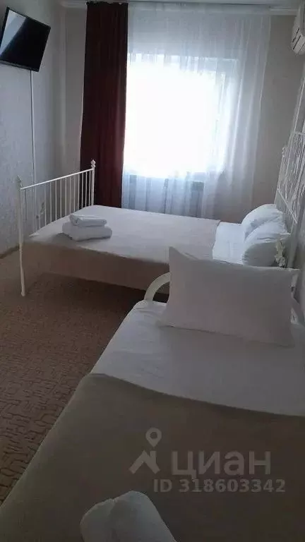 2-к кв. Краснодарский край, Ейск ул. Гоголя, 4 (56.0 м) - Фото 2