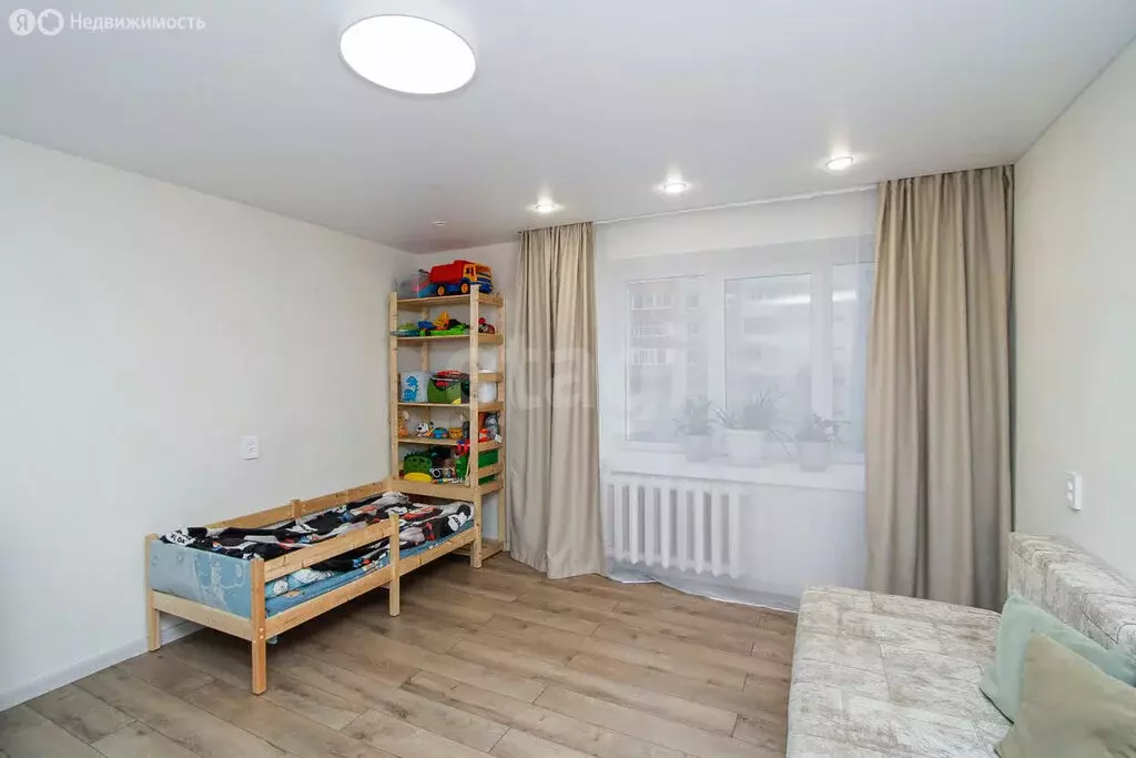 3-комнатная квартира: Тюмень, Ямская улица, 94 (67 м) - Фото 1