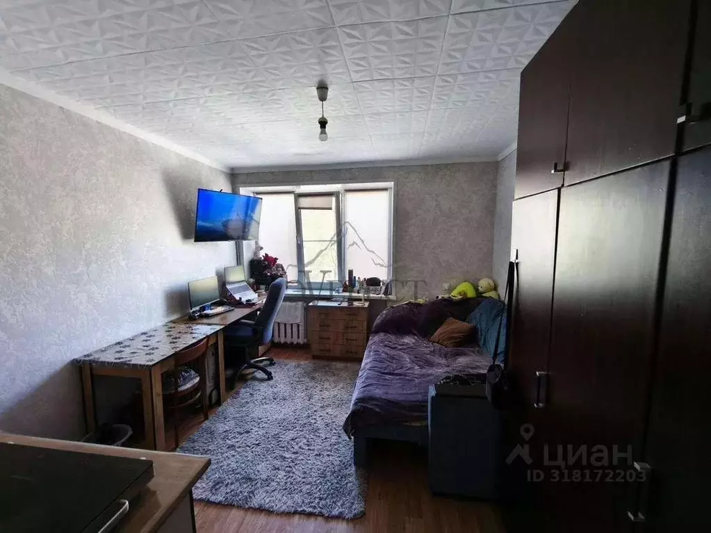 1-к кв. Белгородская область, Старый Оскол Интернациональный мкр, 13 ... - Фото 1