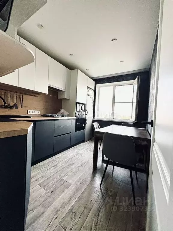 2-к кв. Волгоградская область, Волгоград ул. Менжинского, 27 (51.0 м) - Фото 0