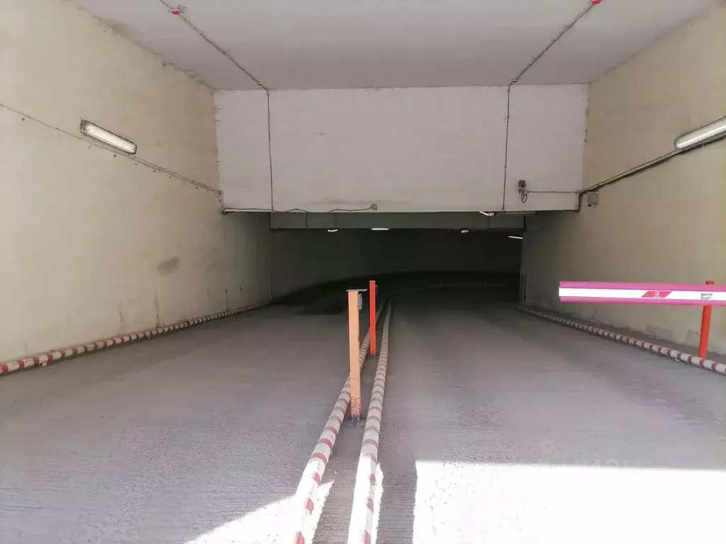 Гараж в Москва пер. Ковров, 4к2 (17 м) - Фото 1