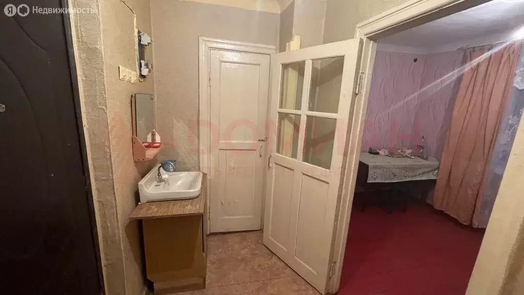 1-комнатная квартира: Шахты, улица Калинина, 34Ак1 (13.2 м) - Фото 0