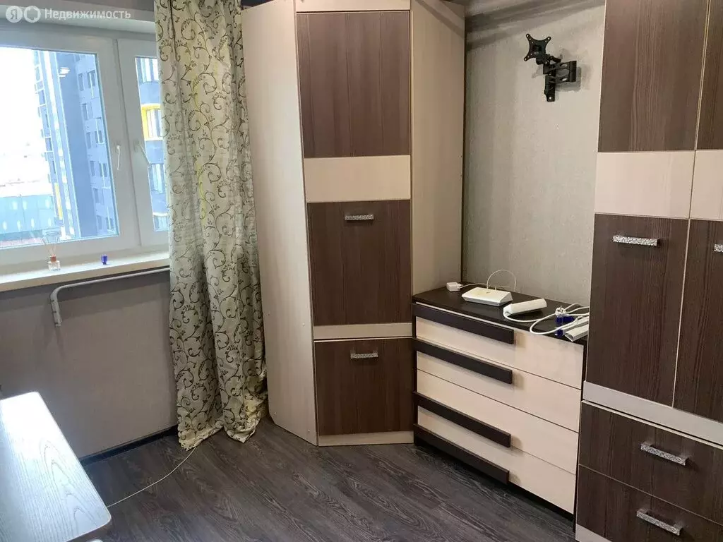 Квартира-студия: Красноярск, улица Александра Матросова, 30с83 (20 м) - Фото 1