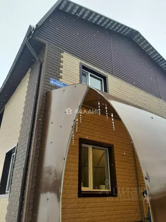 Дом в Коми, Сыктывкар ул. Журавского, 39 (216 м) - Фото 1