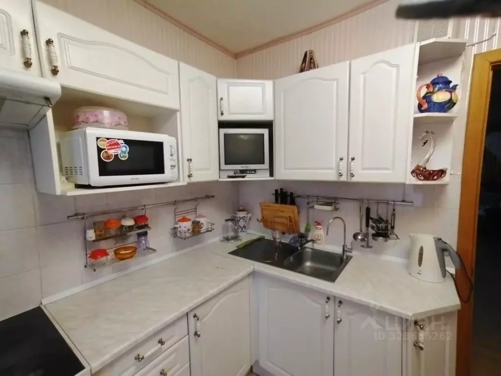 3-к кв. Санкт-Петербург Богатырский просп., 25к1 (72.0 м) - Фото 1