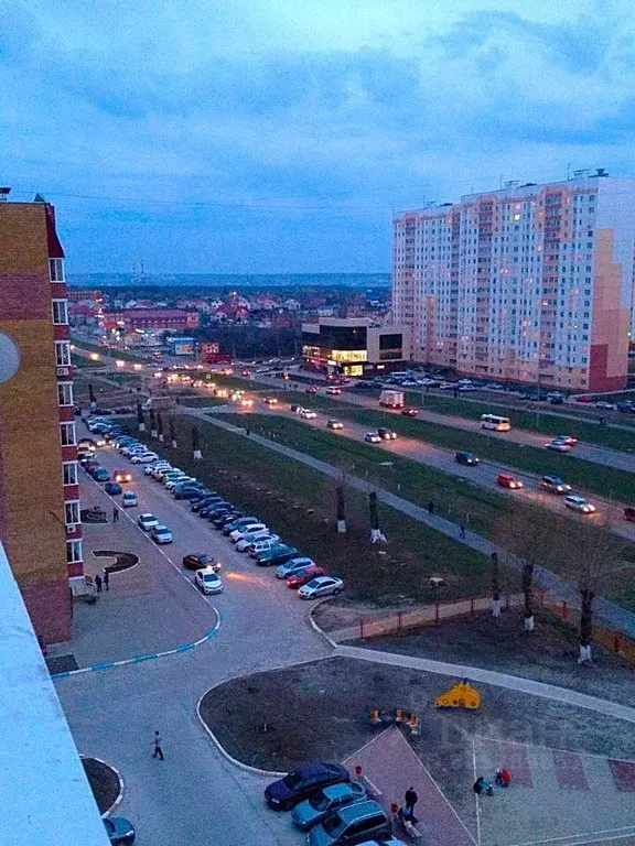 2-к кв. Курская область, Курск просп. Вячеслава Клыкова, 80 (58.0 м) - Фото 2