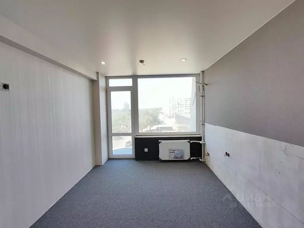 Свободной планировки кв. Крым, Евпатория просп. Победы, 1 (16.4 м) - Фото 1