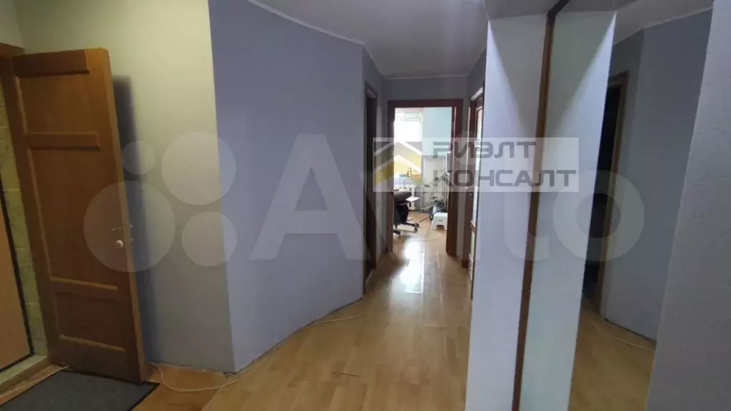 3-к. квартира, 70м, 3/5эт. - Фото 1