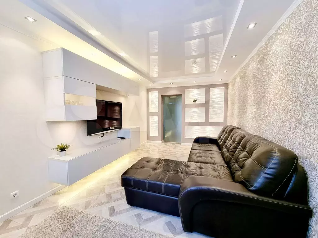 2-к. квартира, 60 м, 12/25 эт. - Фото 0