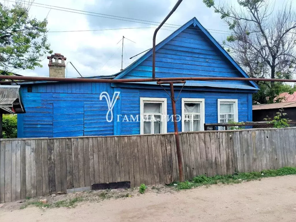 Дом в Саратов, 2-й микрорайон имени Е.И. Пугачёва, 1-я линия, Д-45 ... - Фото 0