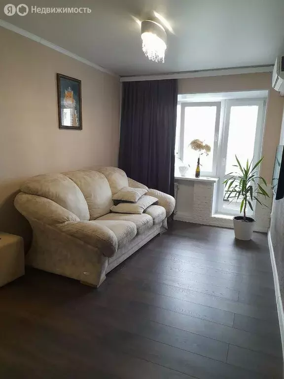 2-комнатная квартира: Саратов, улица имени В.И. Чапаева, 4 (42 м) - Фото 0