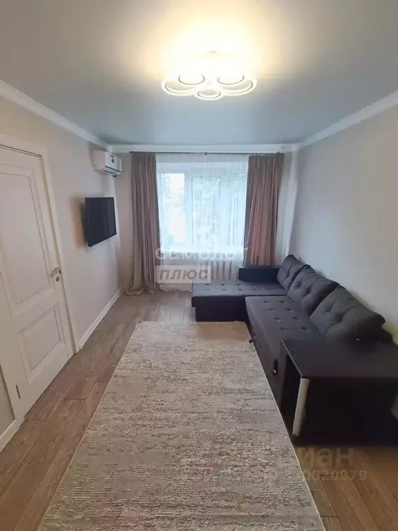 2-к кв. Кабардино-Балкария, Нальчик ул. Ватутина, 17 (42.0 м) - Фото 1