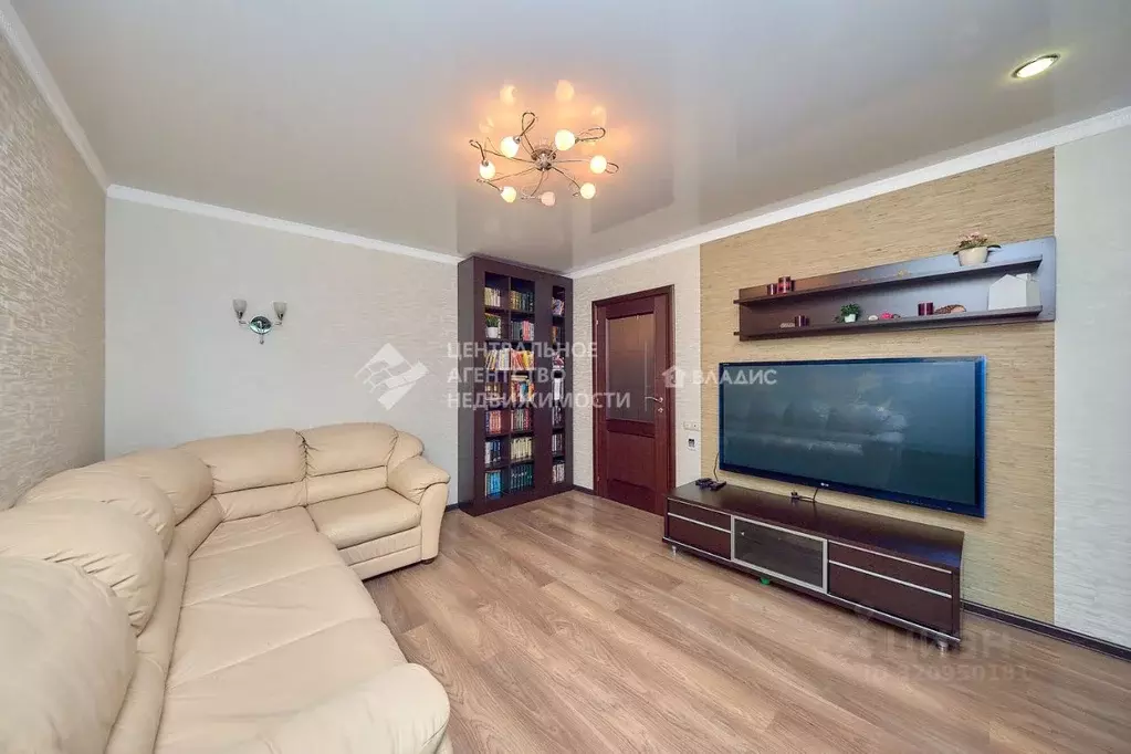 2-к кв. Рязанская область, Рязань ул. Большая, 100 (76.8 м) - Фото 2