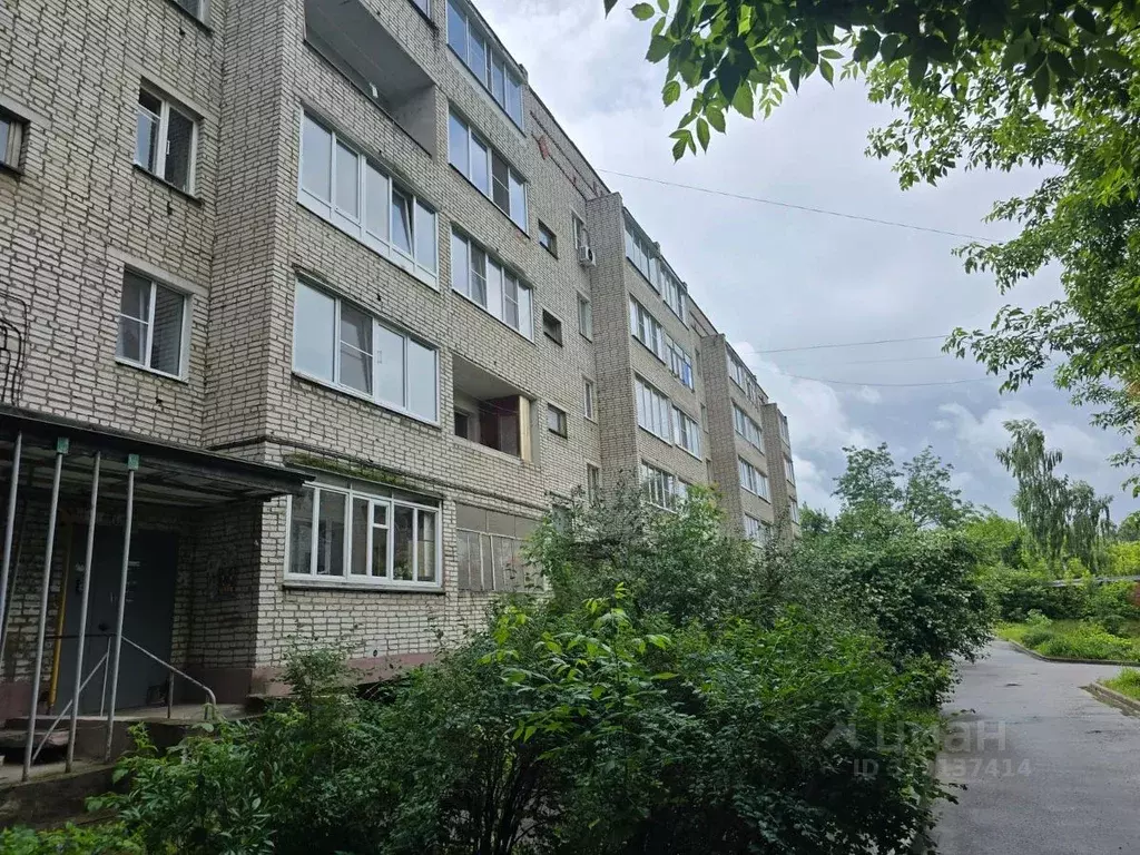 2-к кв. Тульская область, Алексин Северная ул., 16 (51.3 м) - Фото 1