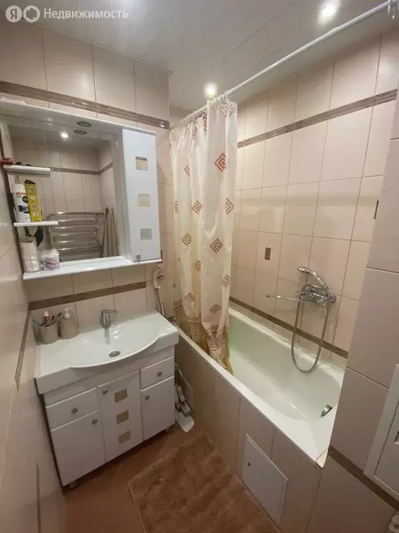 3-комнатная квартира: Атепцево, Октябрьская улица, 8 (80.6 м) - Фото 1