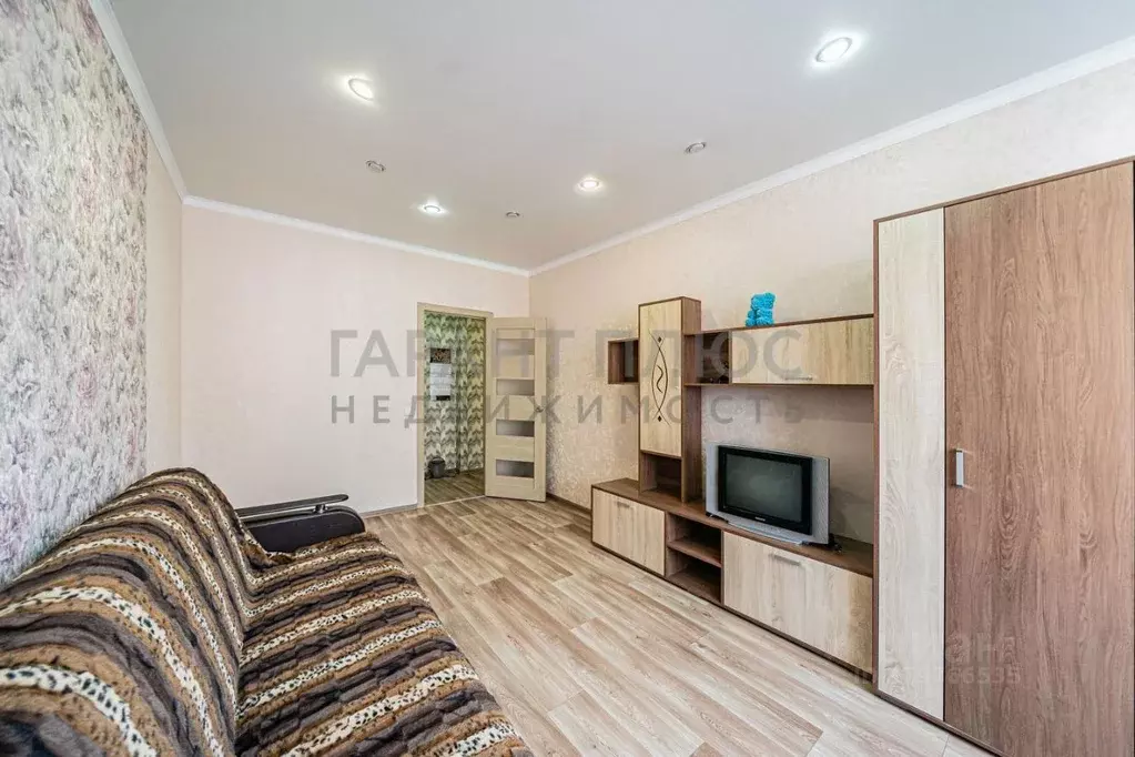 1-к кв. Липецкая область, Липецк ул. С.Л. Коцаря, 10 (40.0 м) - Фото 0