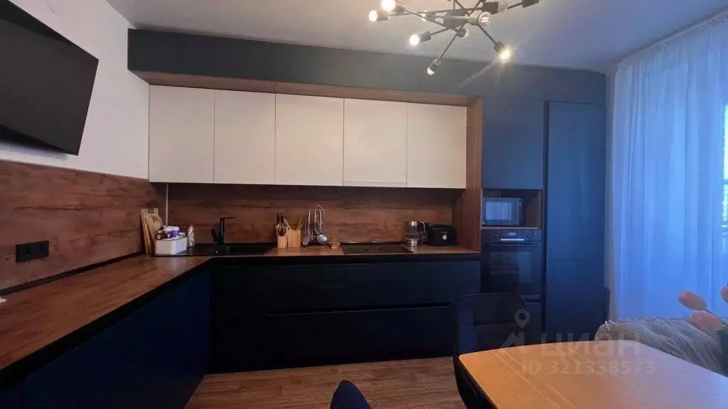 3-к кв. Воронежская область, Воронеж Московский просп., 85 (100.0 м) - Фото 1