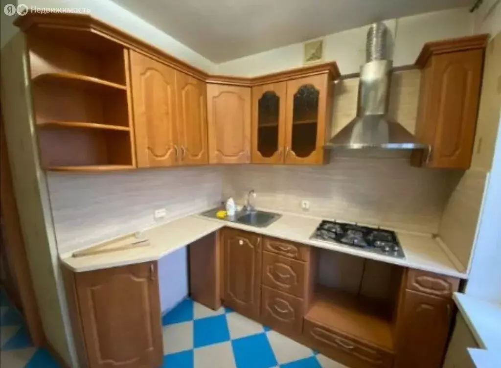 3-комнатная квартира: Великий Новгород, район Колмово, улица Щусева, ... - Фото 2