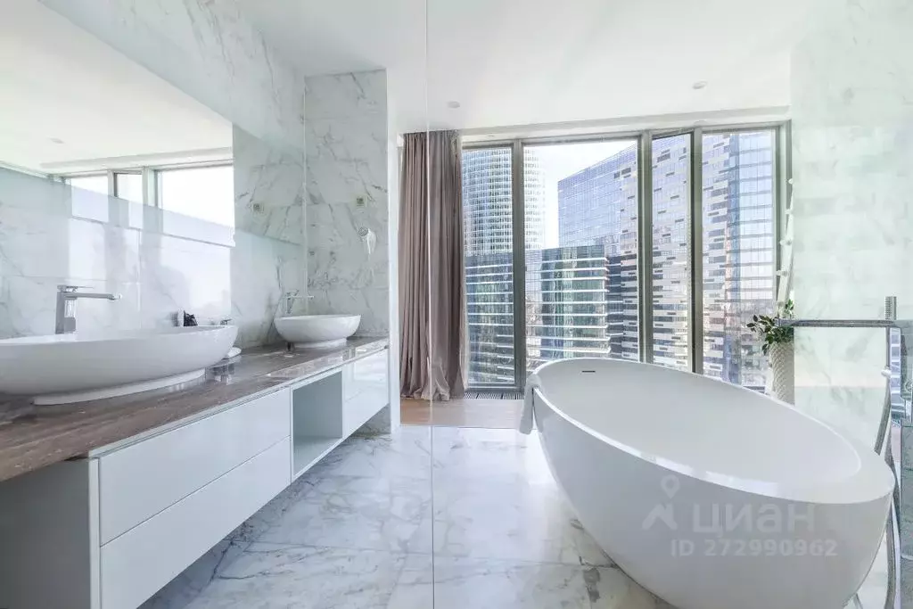 Комната Москва 1-й Красногвардейский проезд, 21с2 - Фото 1