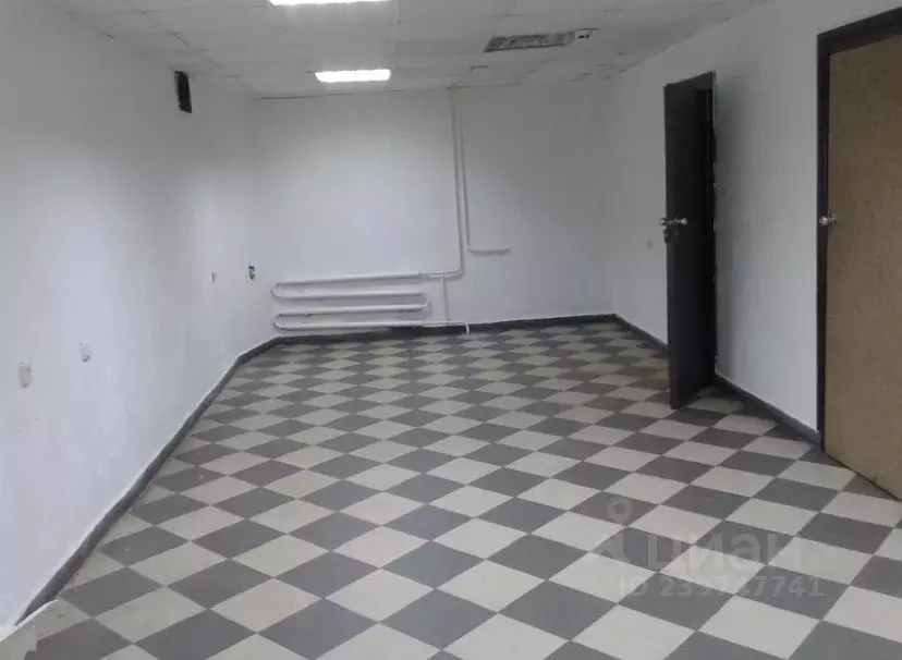 Помещение свободного назначения в Саратовская область, Энгельсский ... - Фото 2