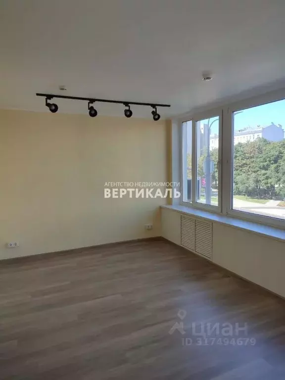 Офис в Москва Садовая-Триумфальная ул., 12/14С1 (30 м) - Фото 1